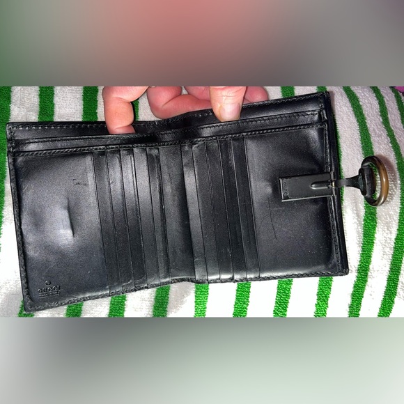 Gucci EUC Vintage Black Leather Wallet - Picture 3 of 4